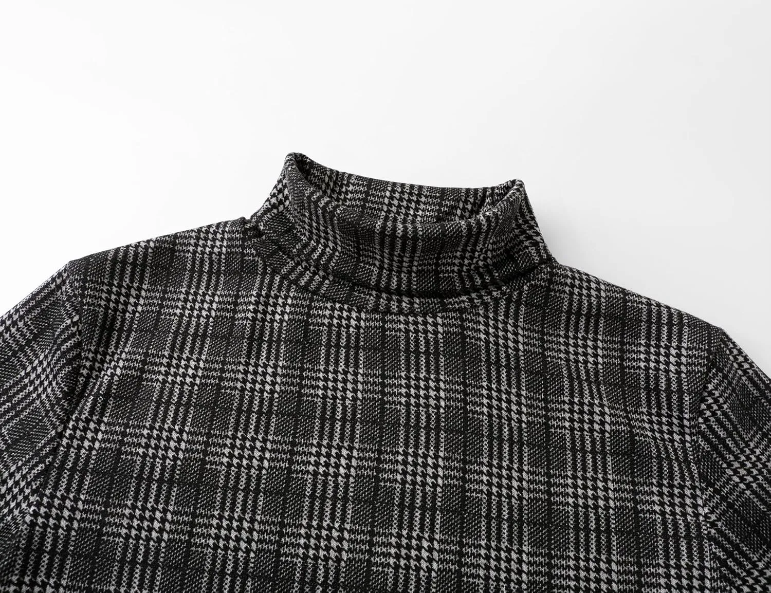 Poriff Men's Casual Slim Fit Basic Tops Knitted Lightweight Turtleneck Pullover Sweater